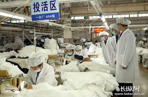 “超級工廠”背后的稅收加速度 際華3502醫(yī)用防護(hù)服加急退稅的暖心啟示