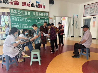 凱利社區(qū)開展健康義診活動，貼心服務暖民心